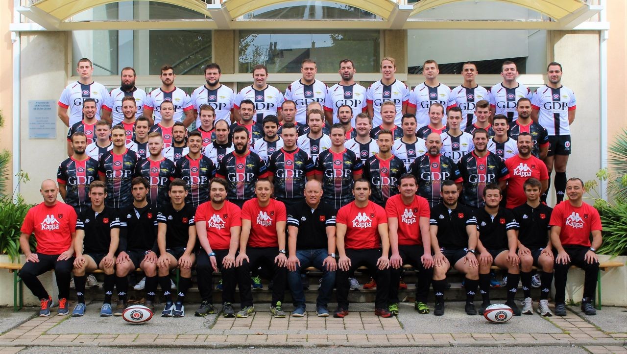 LES DEUX ÉQUIPES DANS LE PELTON DE TÊTE A MI SAISON !